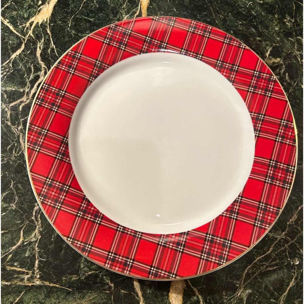 4 Large Charger Plates Pacific Rim Red Tartan Plaid Gold Rim Discontinued ❤️❤️❤️